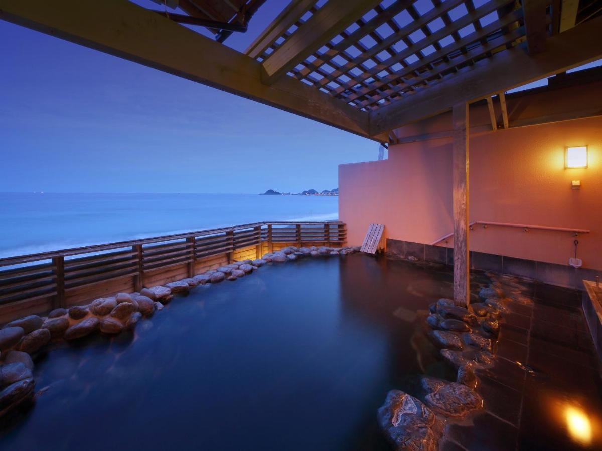 Kamogawa Grand Hotel Eksteriør billede