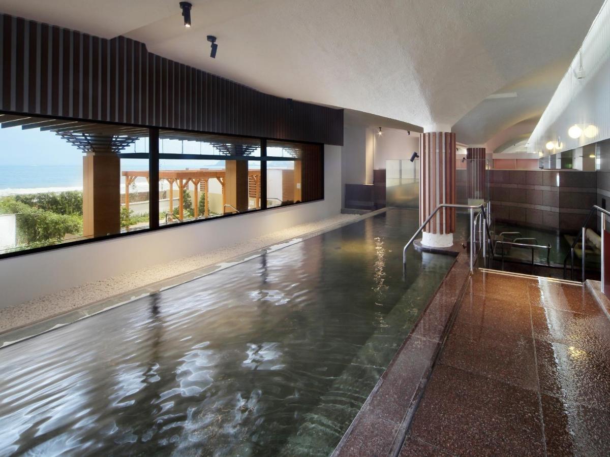 Kamogawa Grand Hotel Eksteriør billede